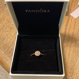 Pandora Ring